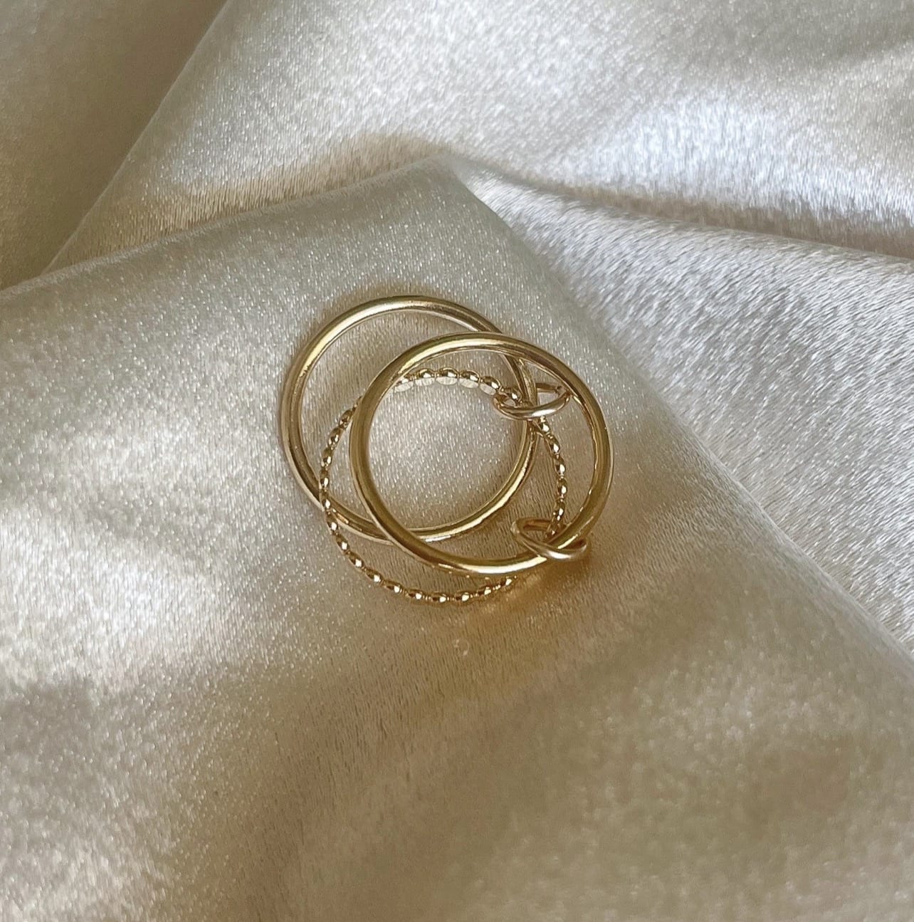 Triple Connected Stacking Ring