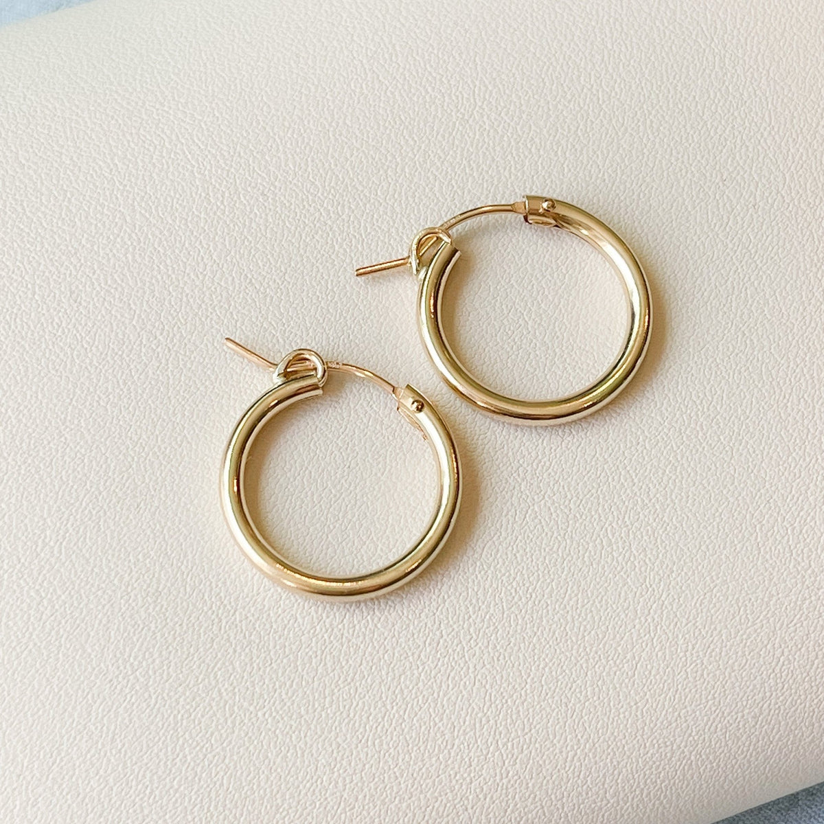 18mm Gold Filled Hoops - xohanalei