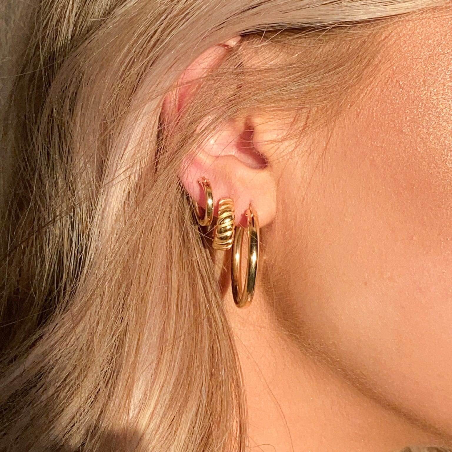 Xo gold deals hoop earrings